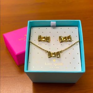 Kate Spade gold “take a bow” pendant and studs set